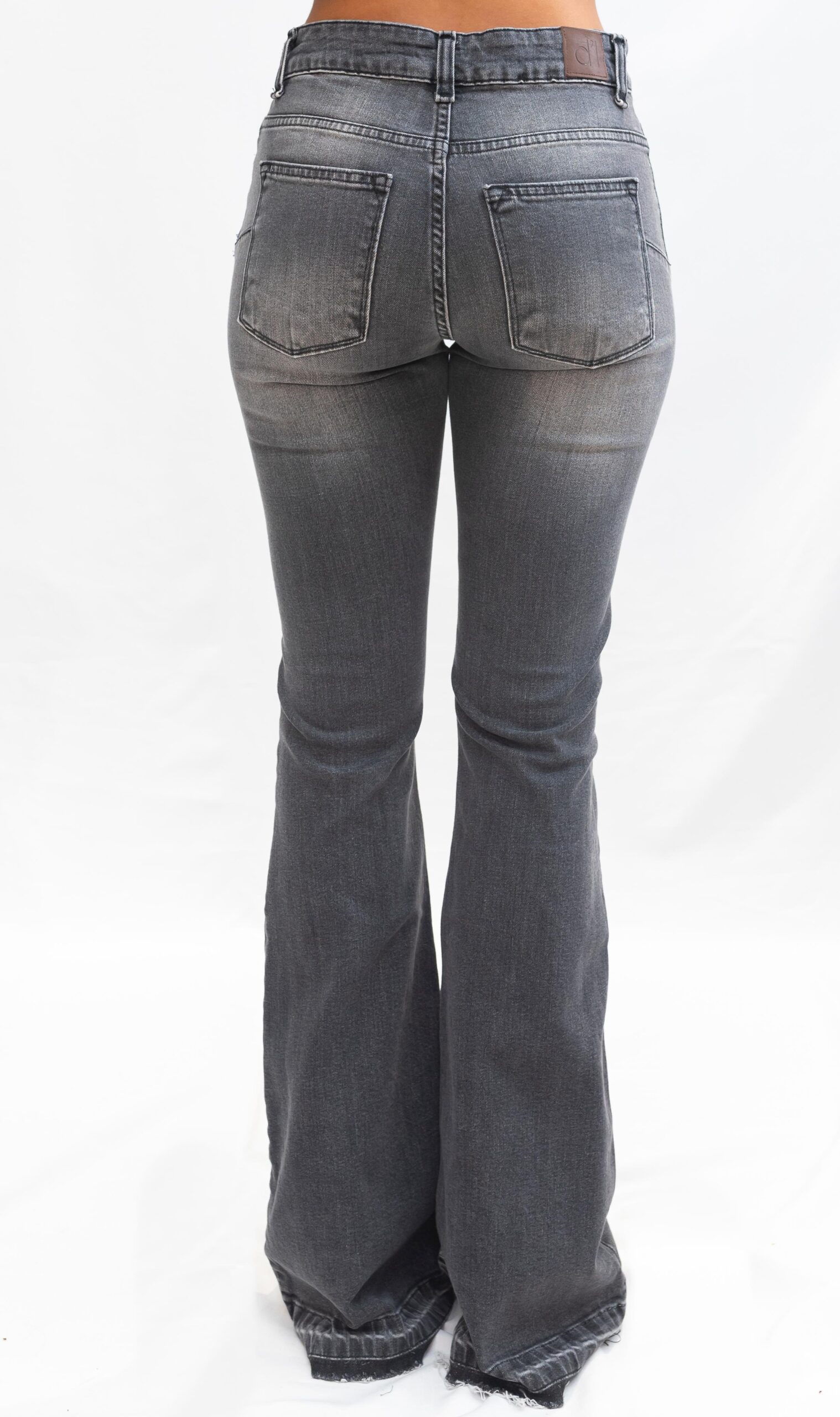 Vaquero Modelo Eclipse – D’l Giulia Mastini - Imagen 2